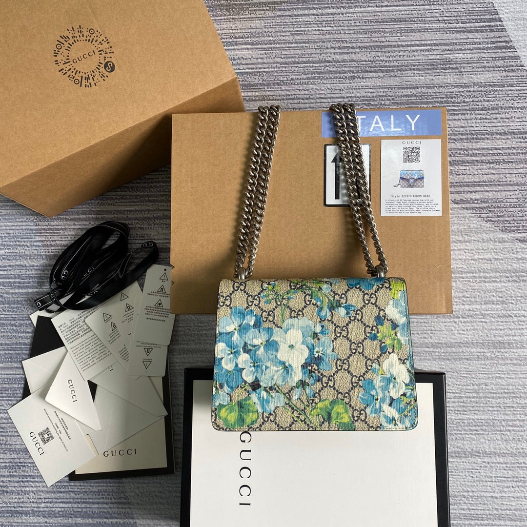 Gucci ‎‎421970 Dionysus GG Supreme mini bag flower blue