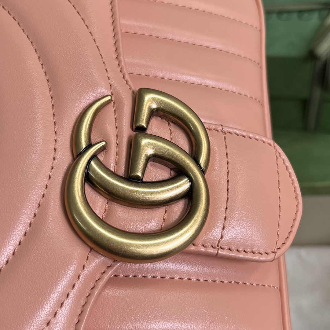 Gucci 443497 GG Marmont small matelassé shoulder bag Pink