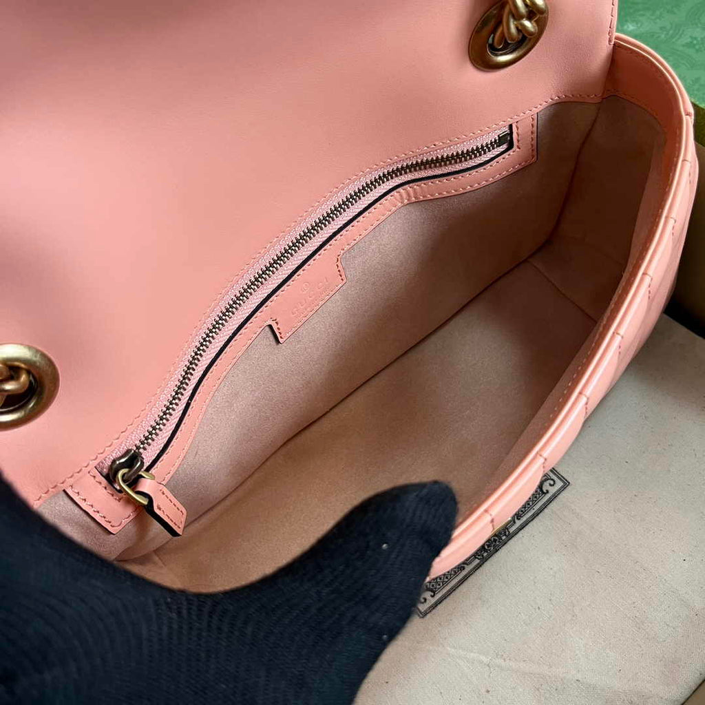 Gucci 443497 GG Marmont small matelassé shoulder bag Pink