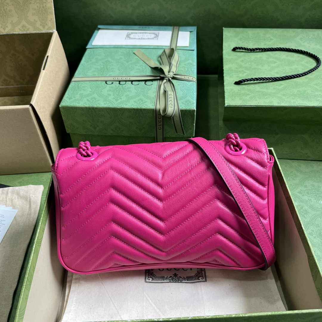 Gucci 443497 GG Marmont small matelassé shoulder bag Plum