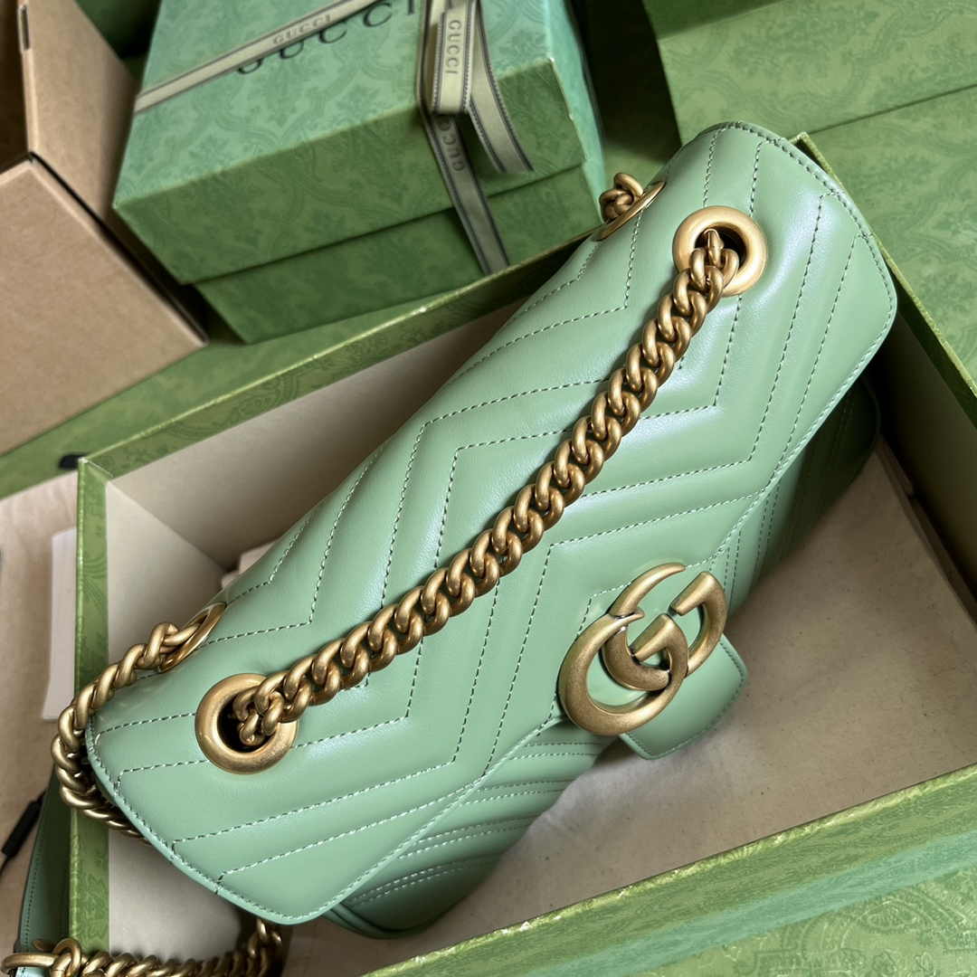 Gucci 443497 GG Marmont small matelassé shoulder bag Light Green