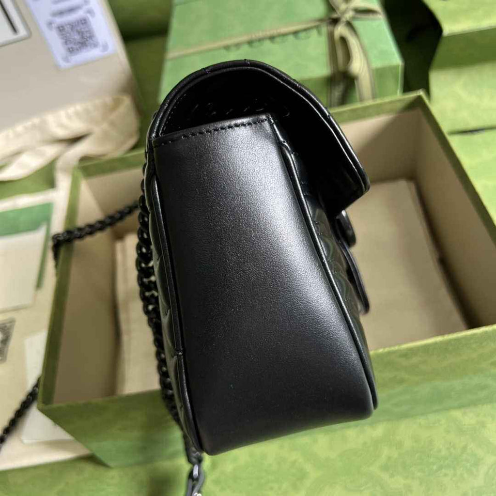Gucci 443497 GG Marmont small matelassé shoulder bag Black leather