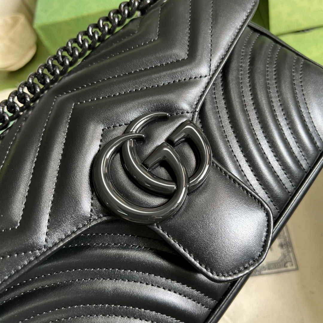 Gucci 443497 GG Marmont small matelassé shoulder bag Black leather
