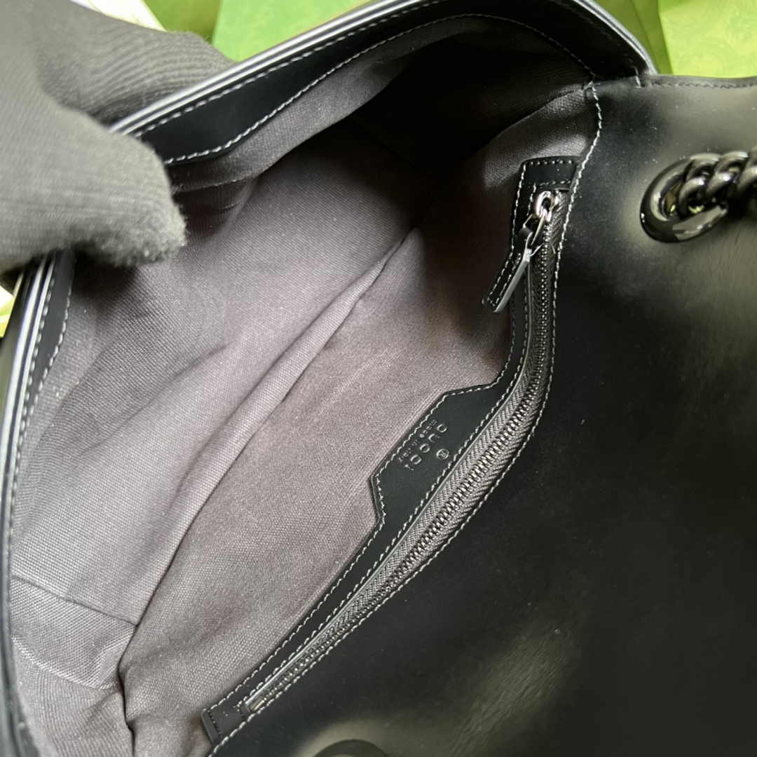 Gucci 443497 GG Marmont small matelassé shoulder bag Black leather