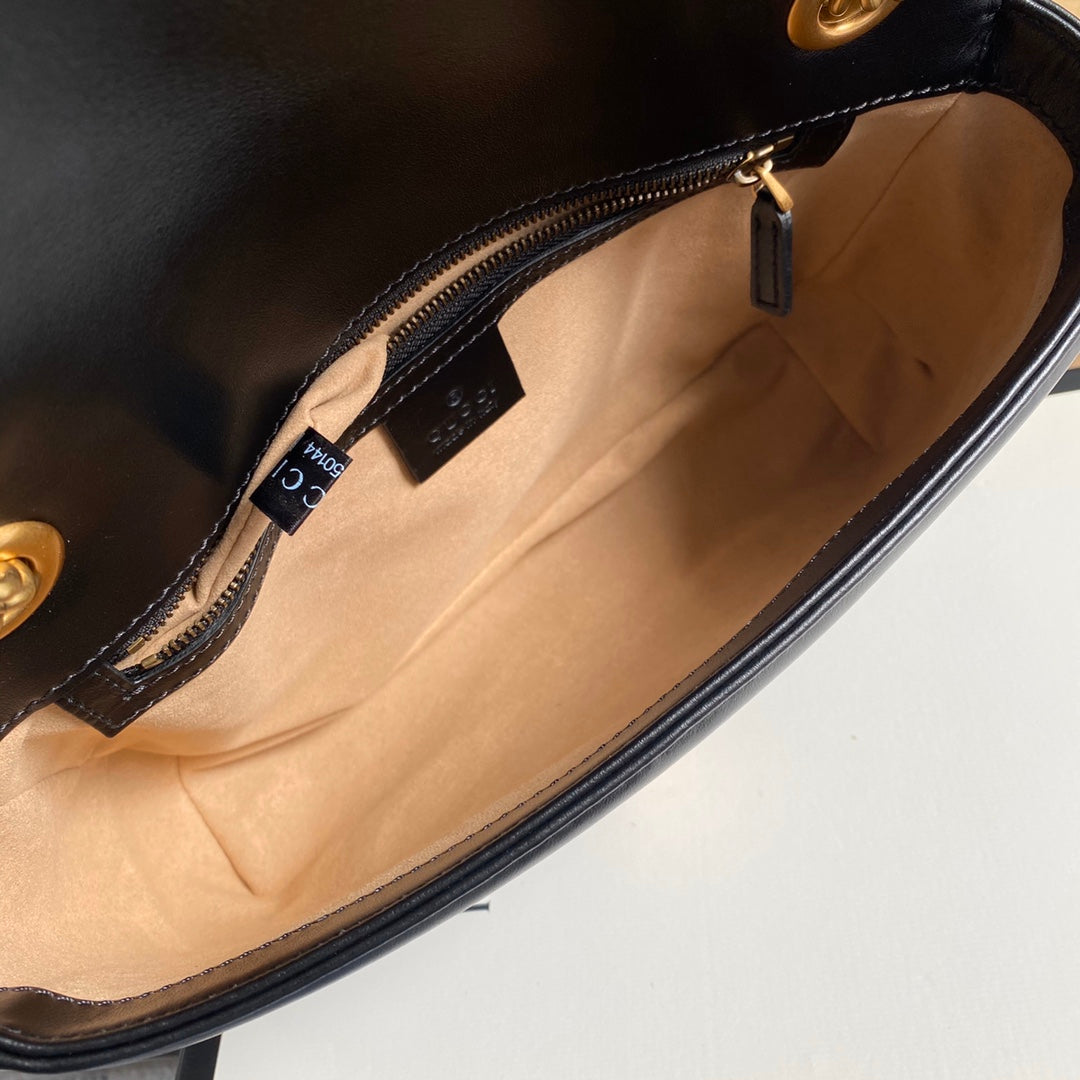 Gucci 443497 GG Marmont small matelassé shoulder bag Black