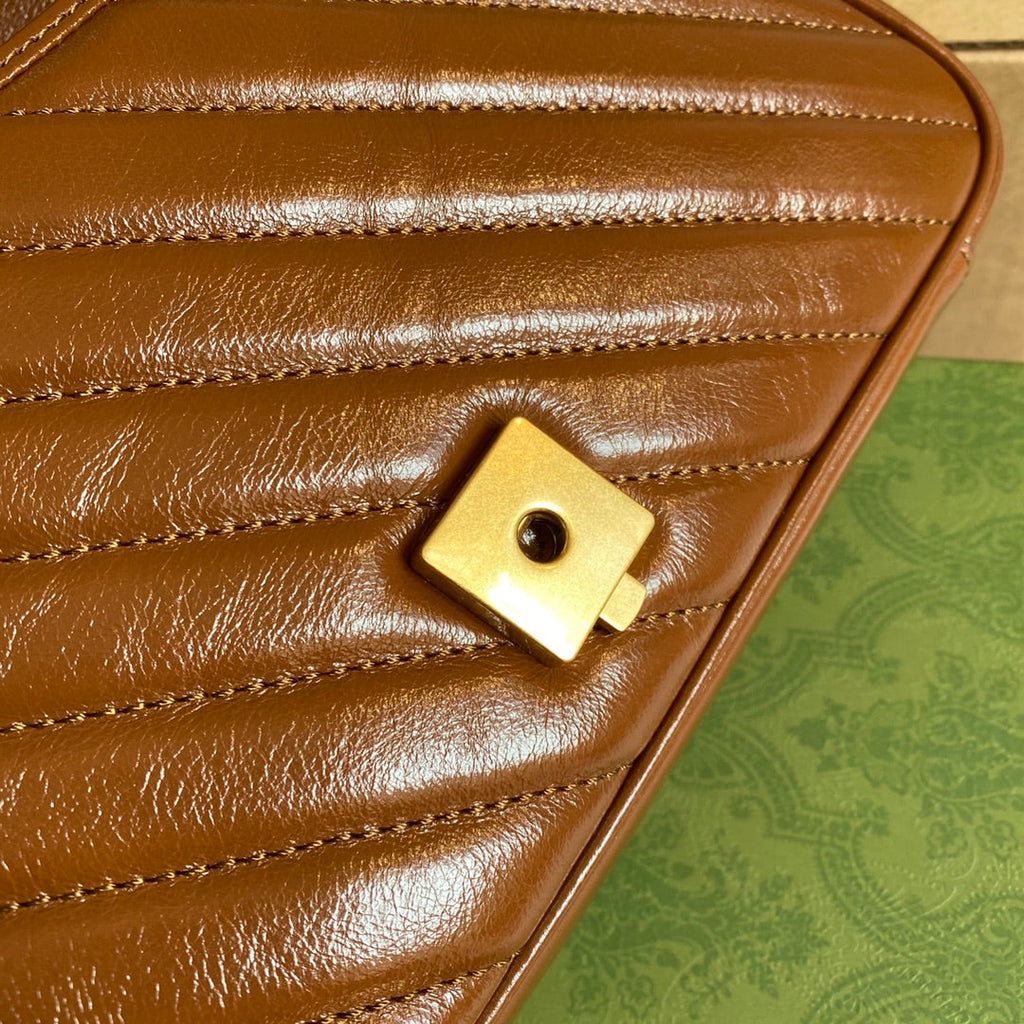 Gucci 443497 GG Marmont small matelassé shoulder bag Brown