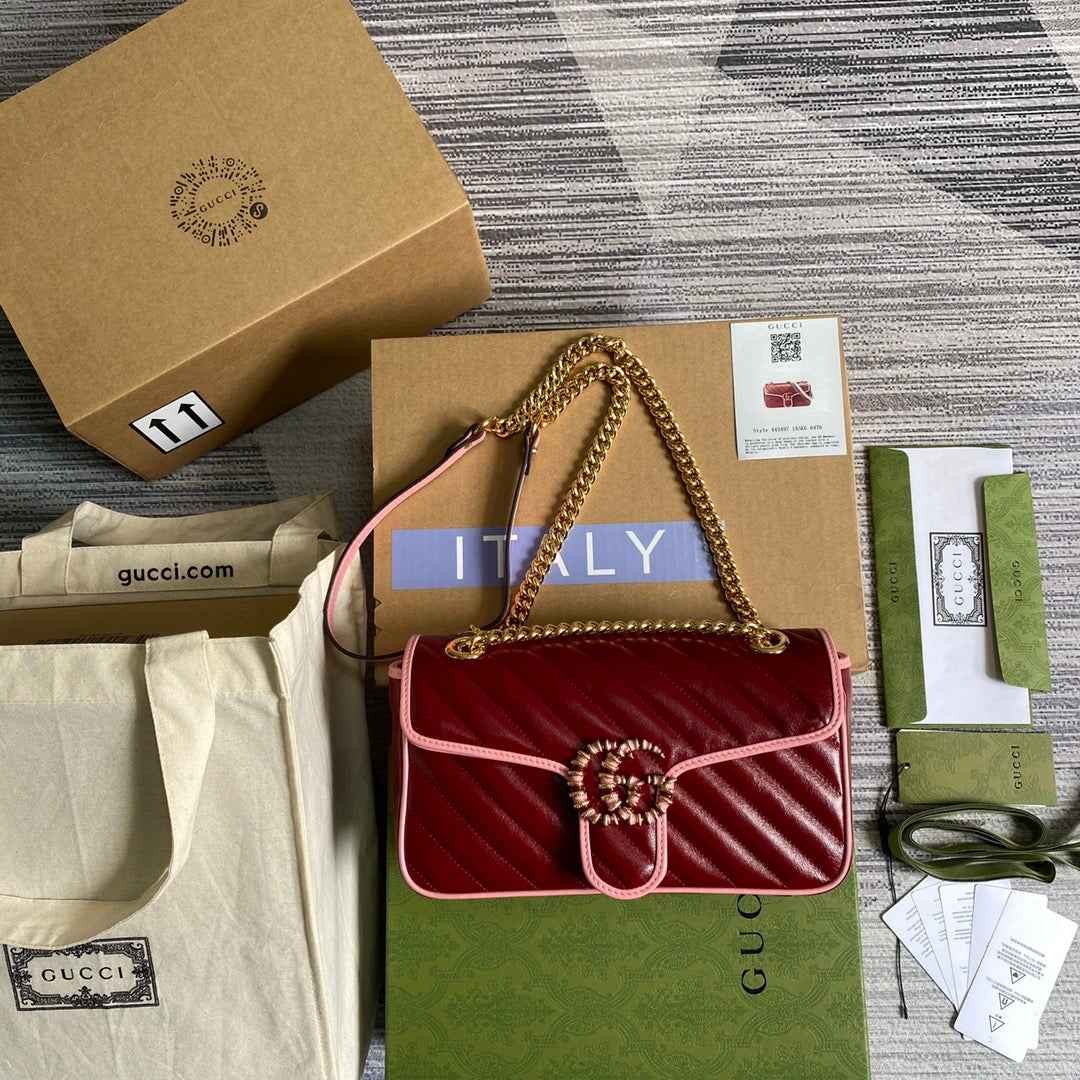 Gucci 443497 GG Marmont small shoulder bag Red