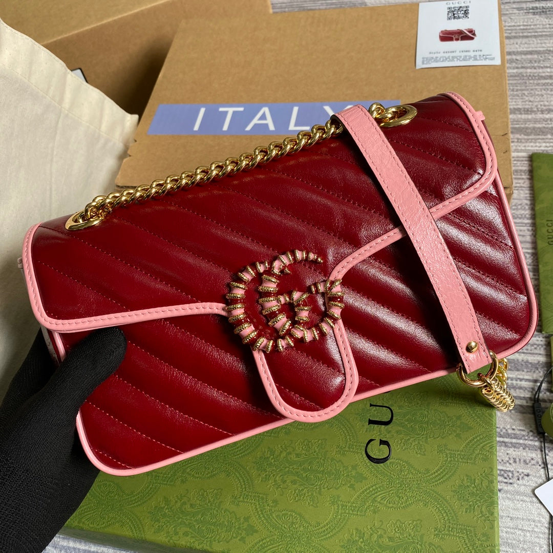 Gucci 443497 GG Marmont small shoulder bag Red