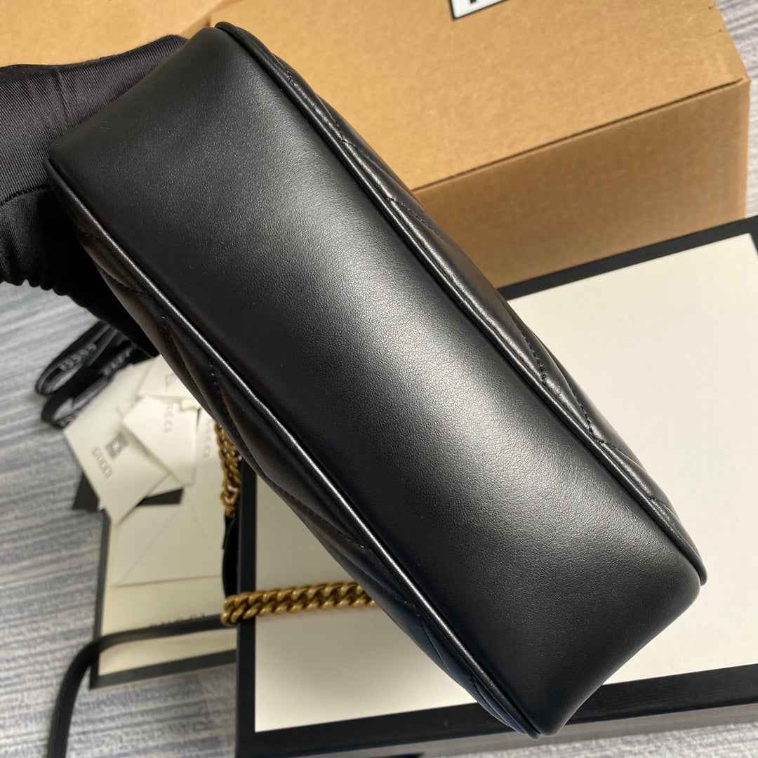 Gucci ‎447632 GG Marmont small matelassé shoulder bag Black