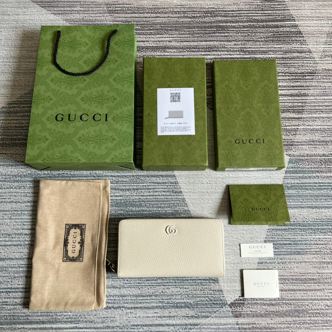 Gucci ‎‎456117 GG Marmont zip around wallet Beige leather
