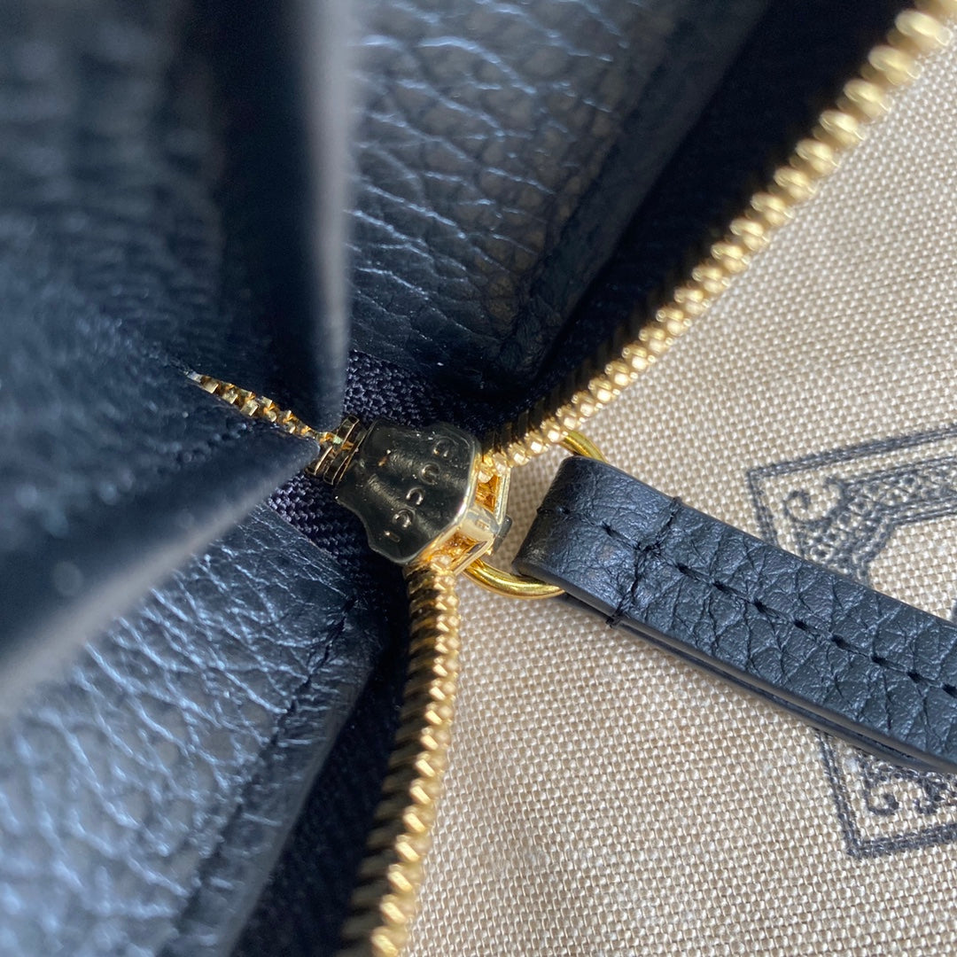 Gucci GG Marmont zip around wallet ‎‎456117 black leather