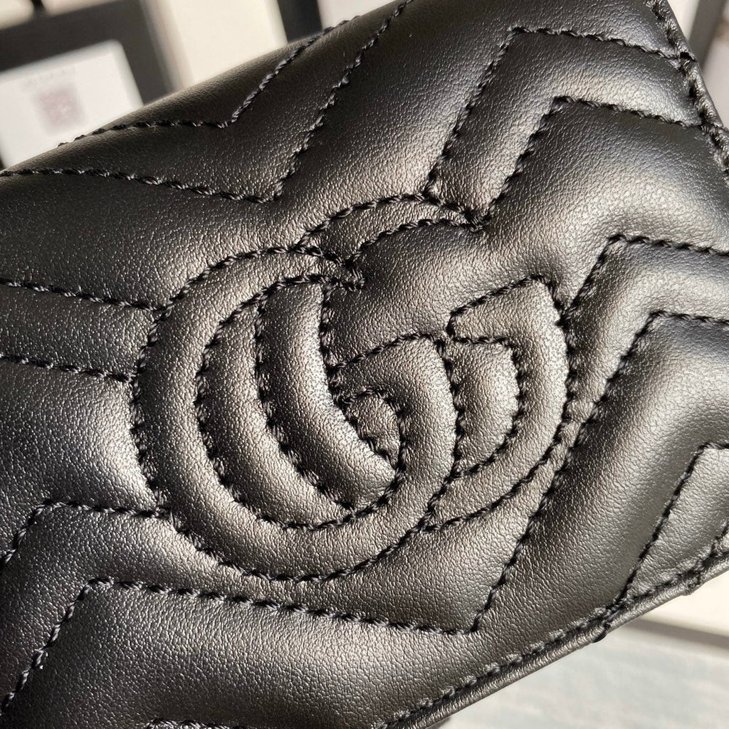 Gucci ‎466492 GG Marmont card case wallet in Black