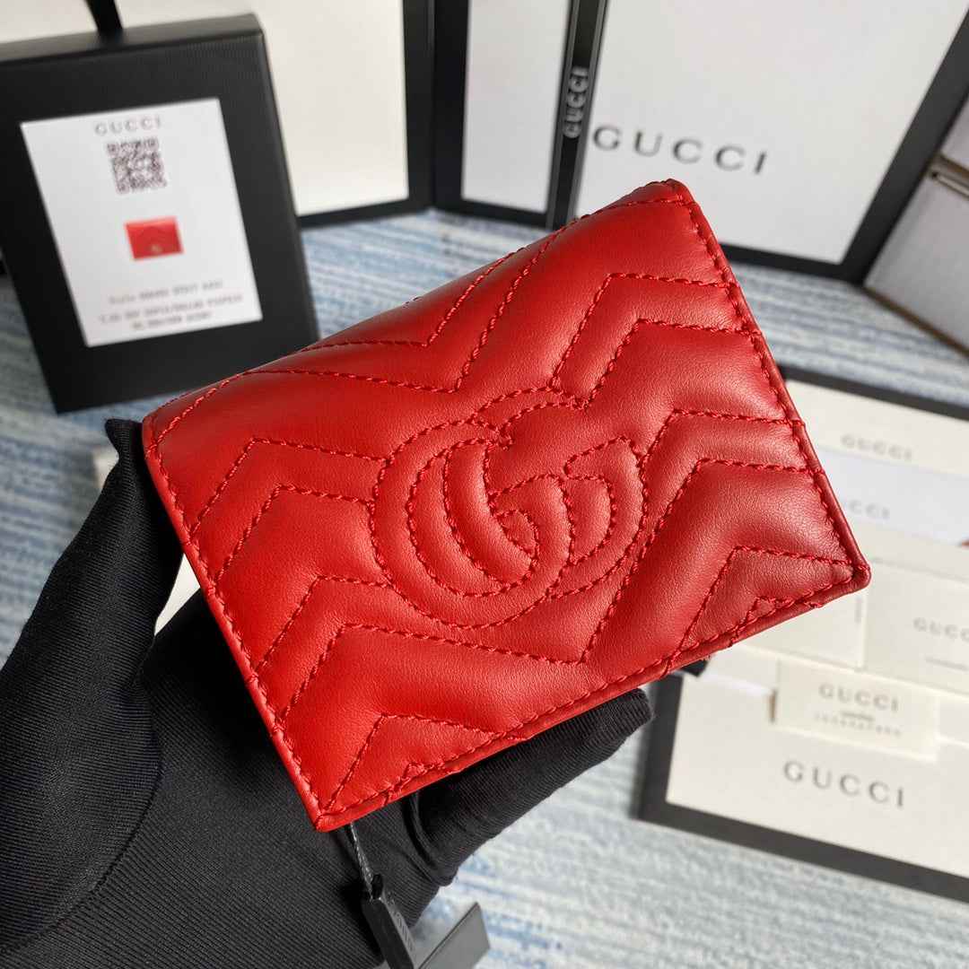 Gucci ‎466492 GG Marmont card case wallet in Red