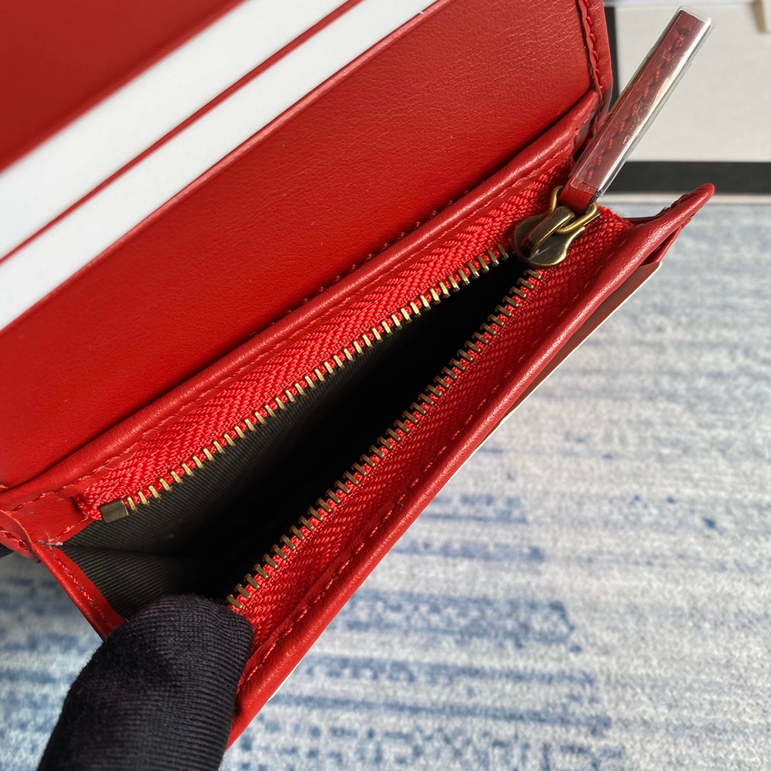 Gucci ‎466492 GG Marmont card case wallet in Red