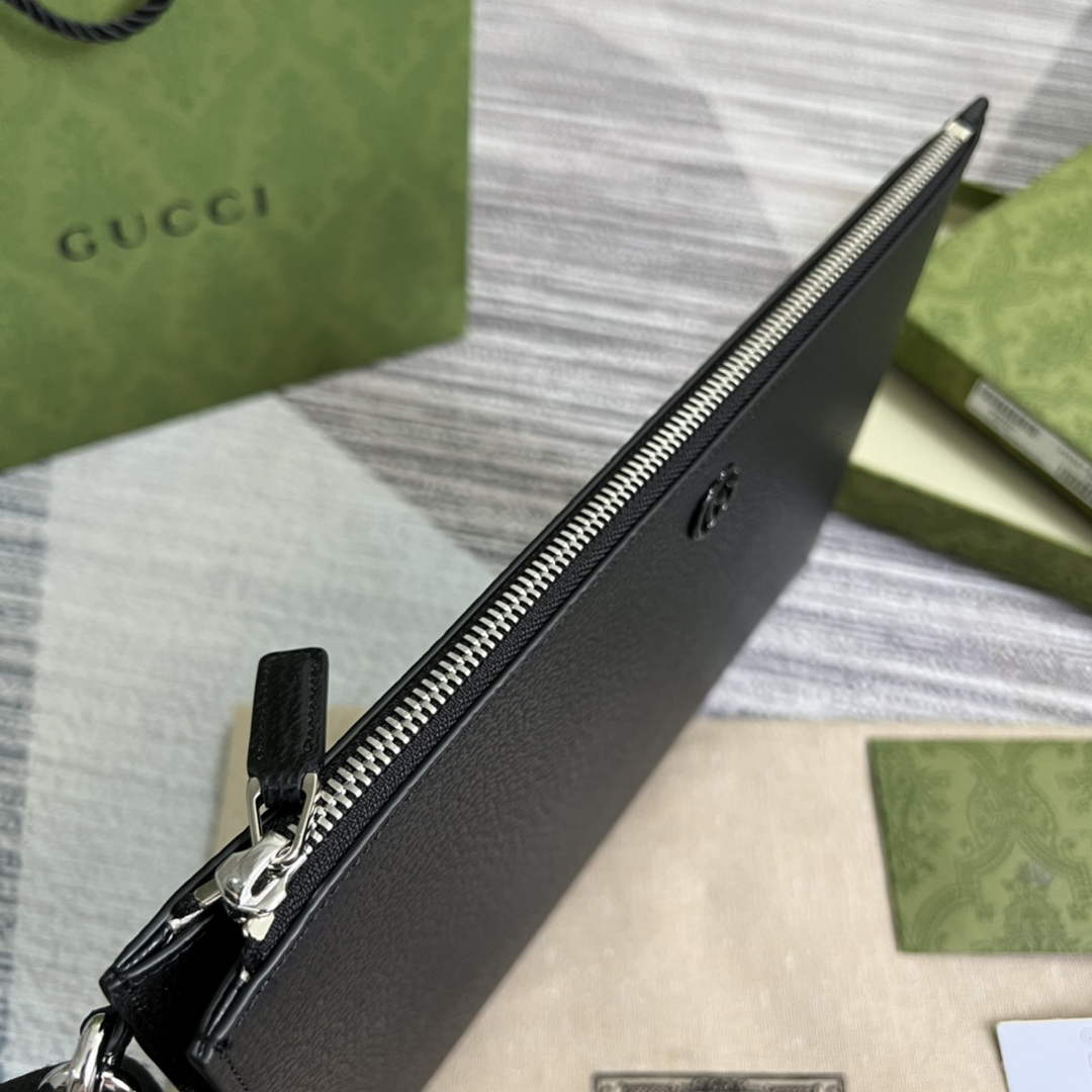 Gucci ‎475317 GG Marmont leather pouch black leather