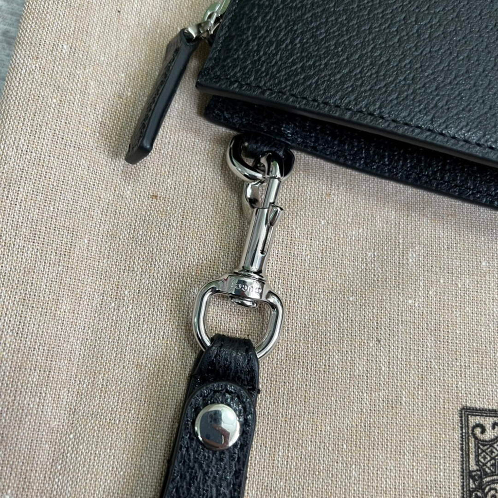 Gucci ‎475317 GG Marmont leather pouch black leather