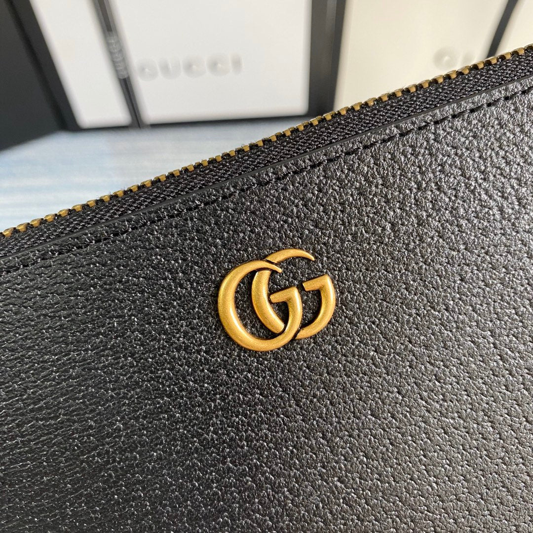 Gucci ‎475317 GG Marmont leather pouch black leather gold