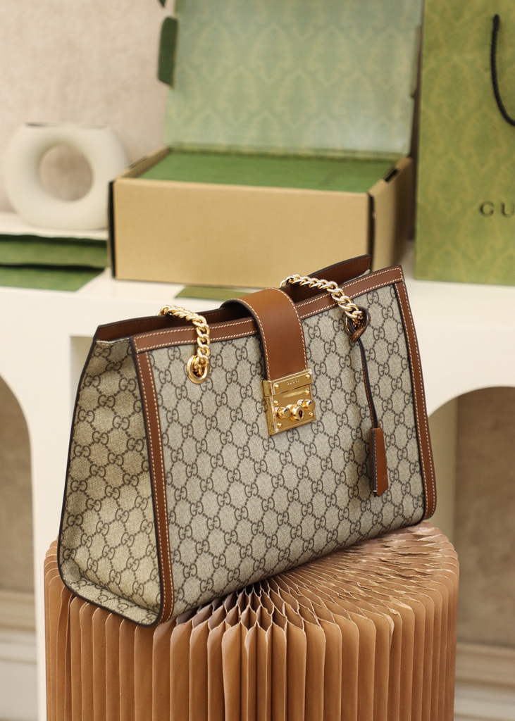 Gucci ‎479197 Padlock medium GG shoulder bag brown leather