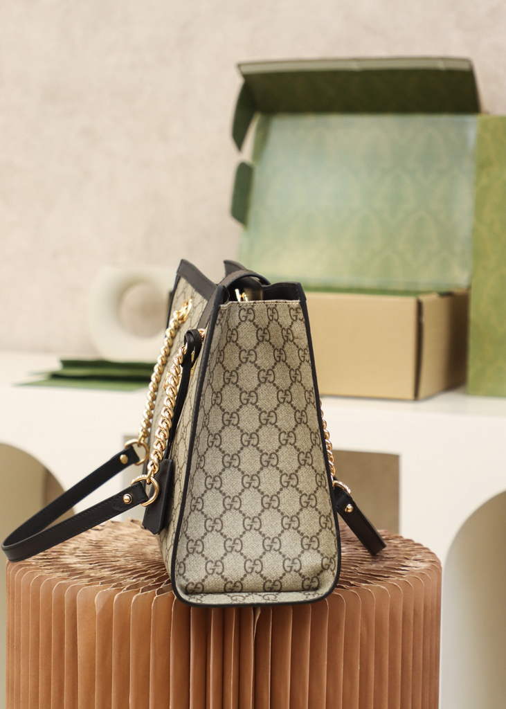 Gucci ‎479197 Padlock medium GG shoulder bag Black leather