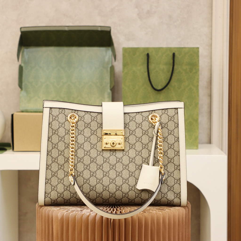 Gucci ‎479197 Padlock medium GG shoulder bag White leather