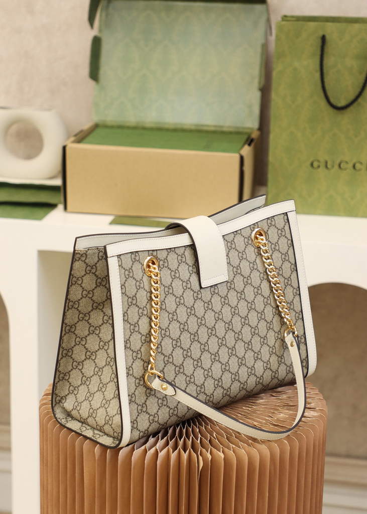Gucci ‎479197 Padlock medium GG shoulder bag White leather