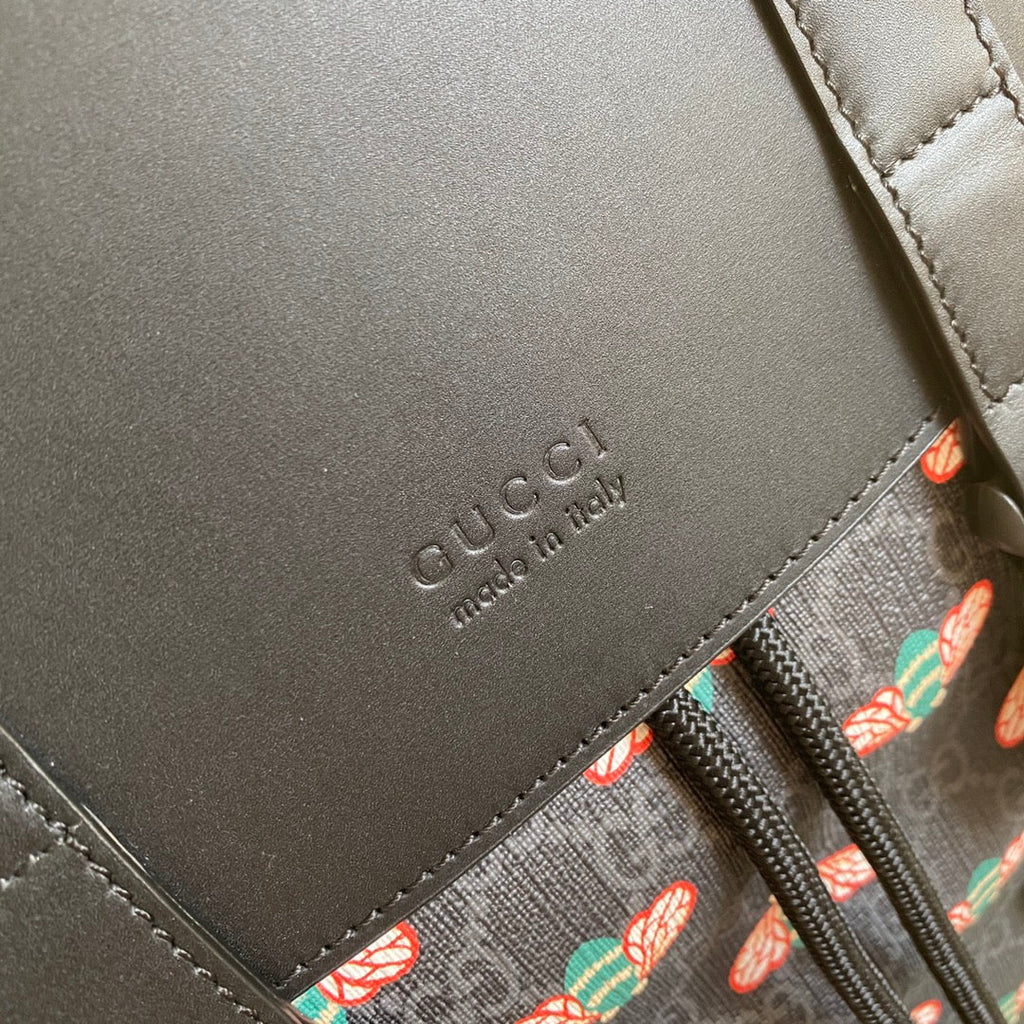 Gucci  ‎495563 Bestiary backpack with bees Black GG Supreme canvas