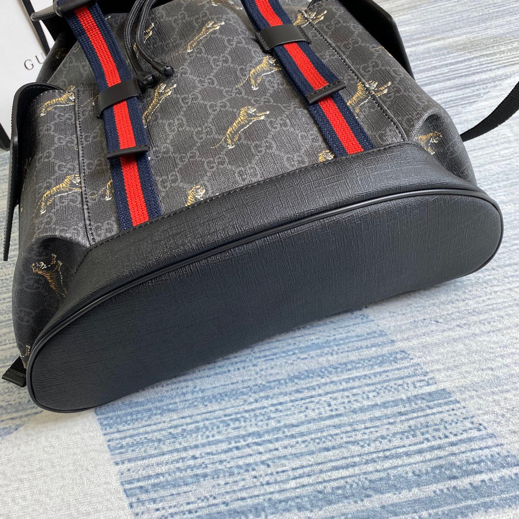 Gucci  ‎495563 Bestiary backpack with Tiger Black GG Supreme canvas