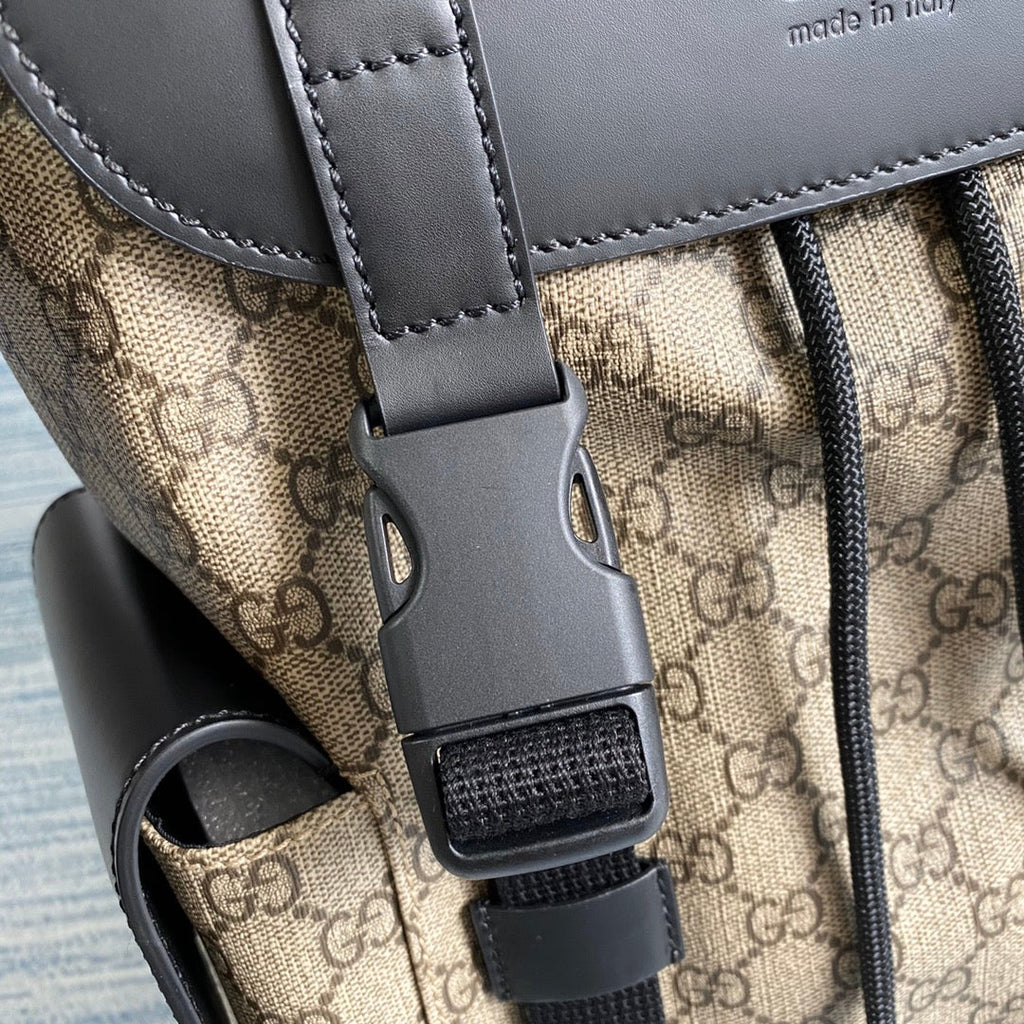 Gucci  ‎495563 GG Black backpack Black brown soft GG Supreme