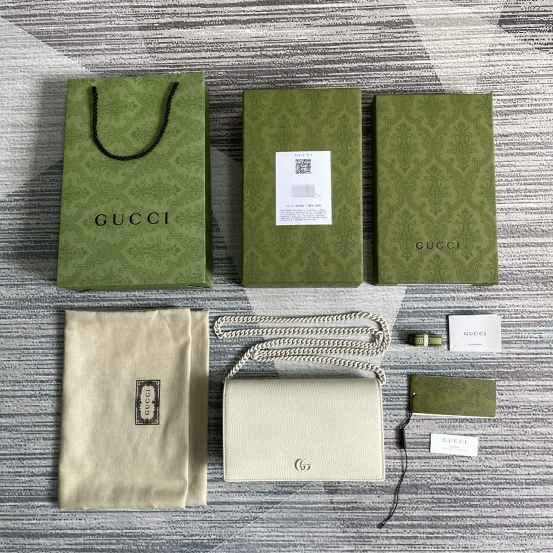 Gucci ‎497985 GG Marmont mini chain bag Beige leather