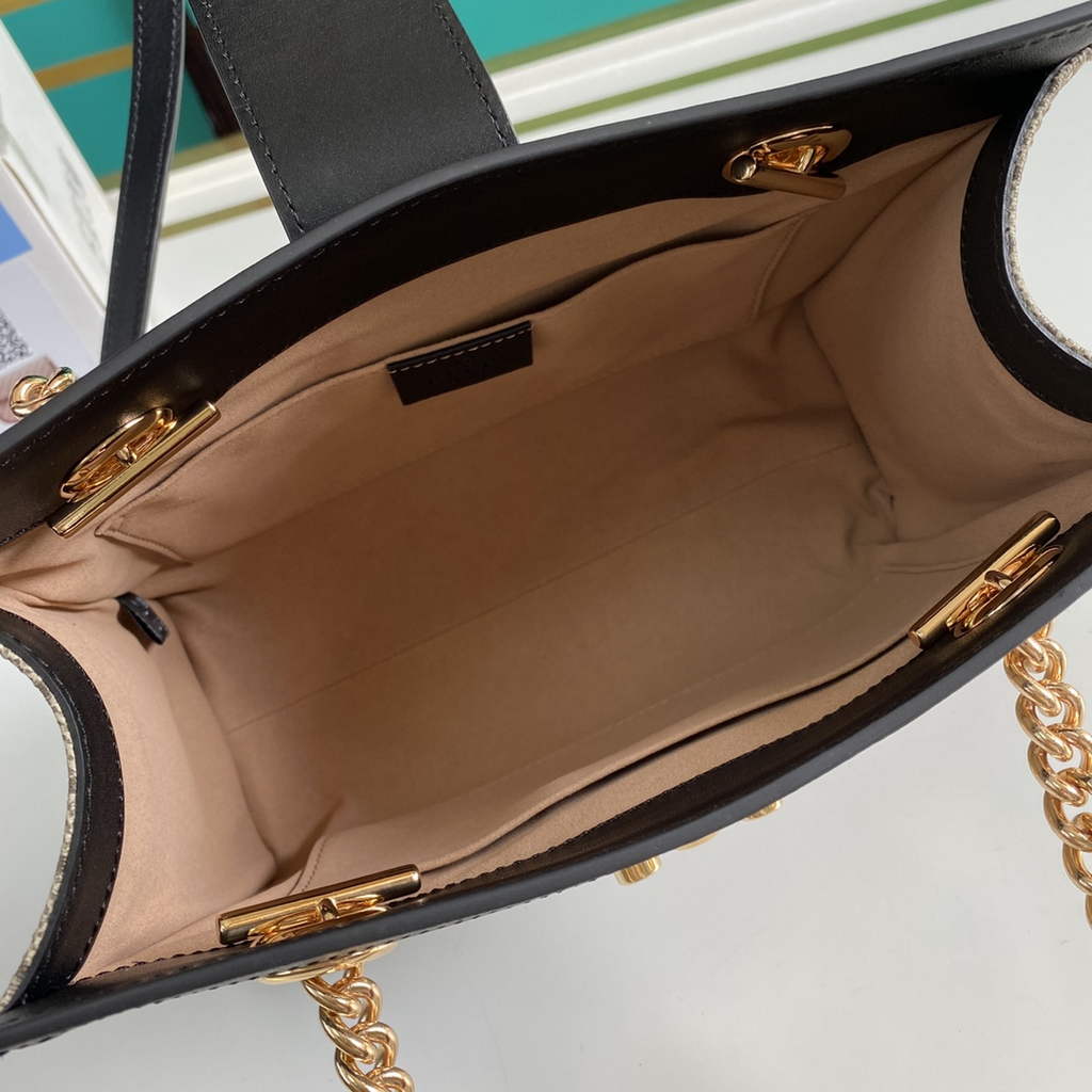 Gucci 498156 Padlock small GG shoulder bag Black leather