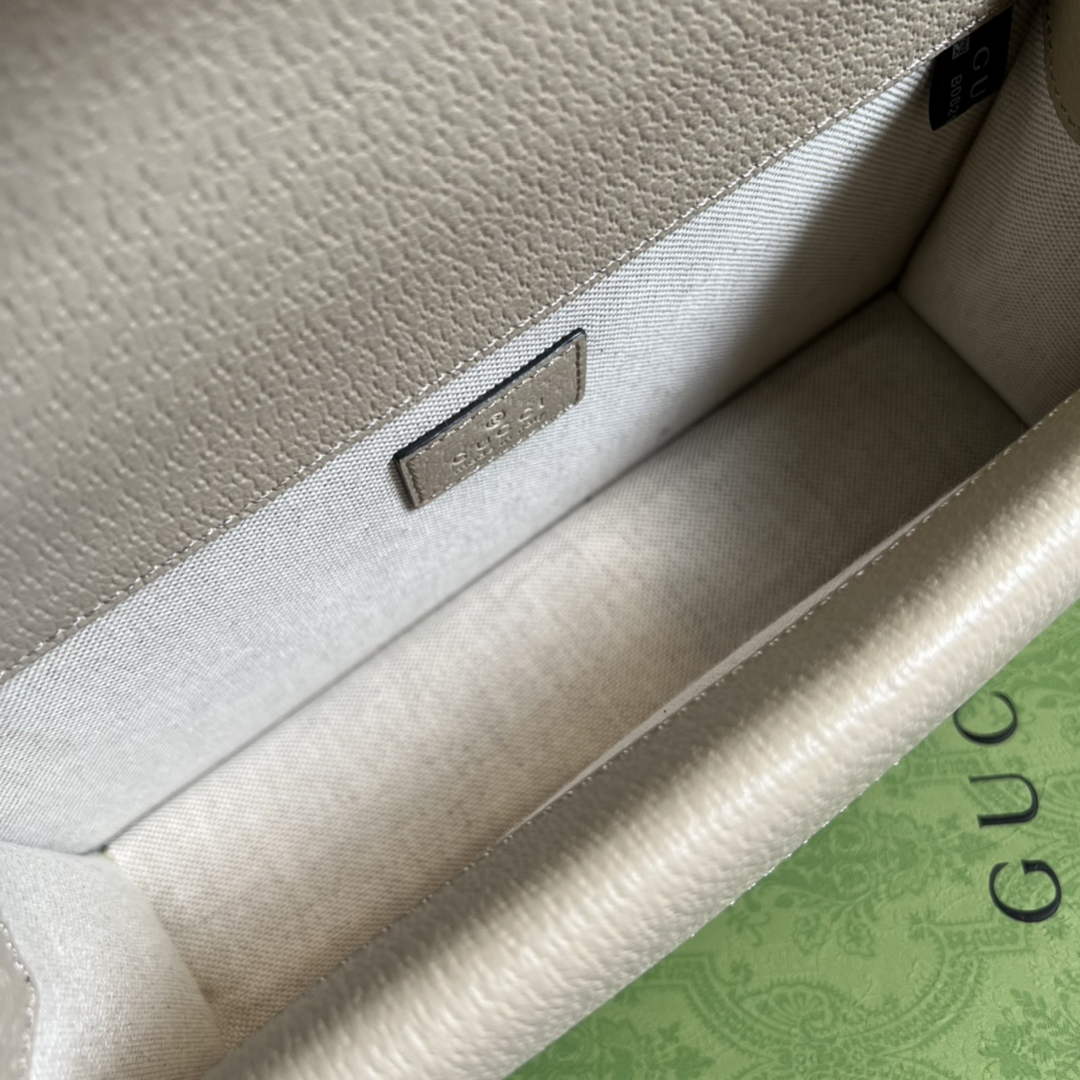 Gucci 499623 Dionysus GG small shoulder bag Beige and white GG Supreme