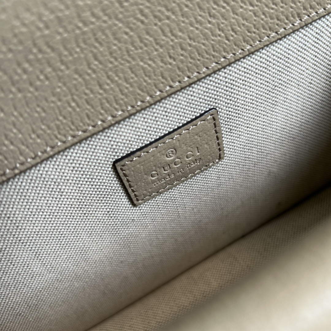 Gucci 499623 Dionysus GG small shoulder bag Beige and white GG Supreme