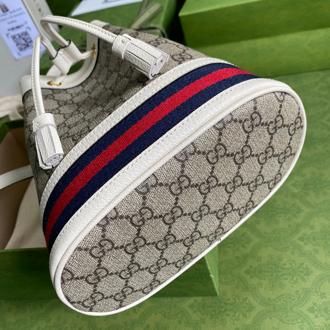 Gucci ‎‎‎550621 Ophidia small GG bucket bag white