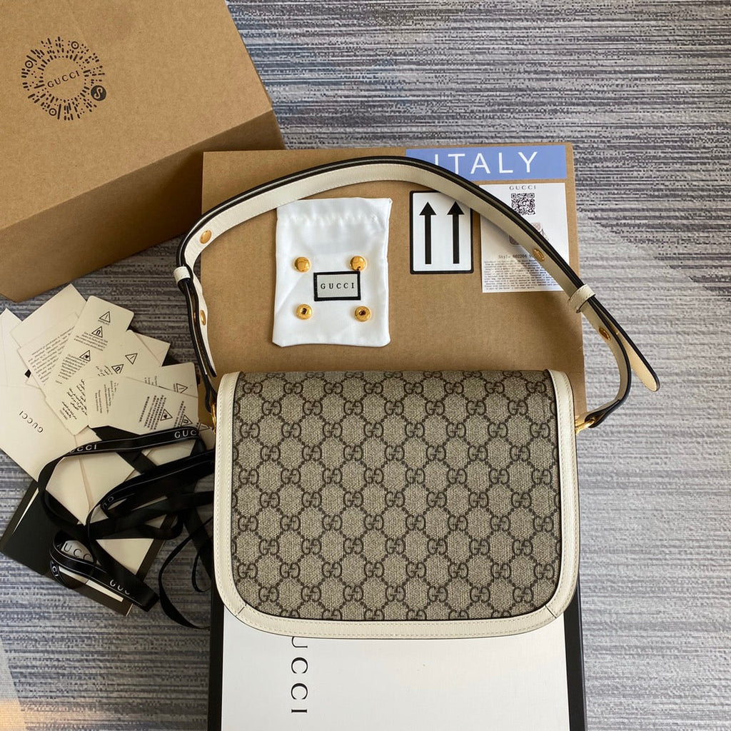 Gucci 602204 Horsebit 1955 shoulder bag Beige with white leather