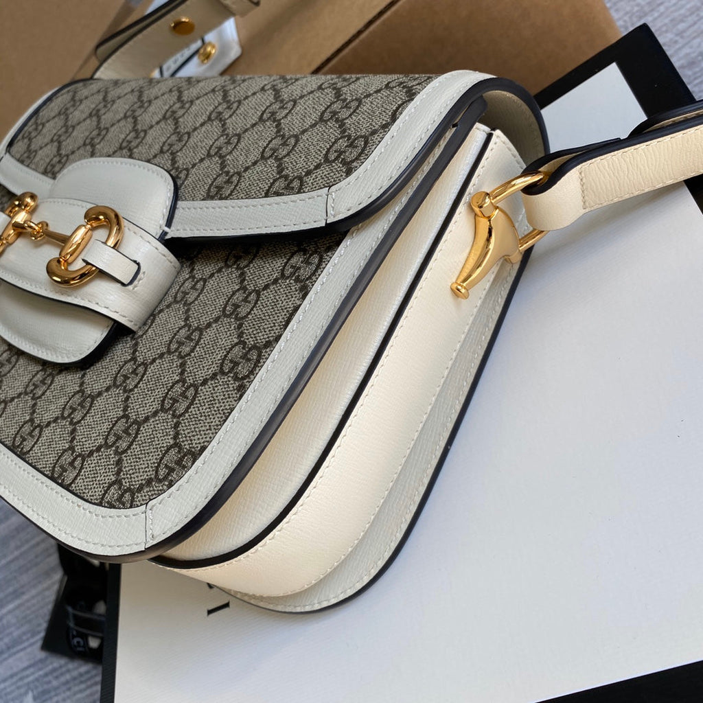 Gucci 602204 Horsebit 1955 shoulder bag Beige with white leather