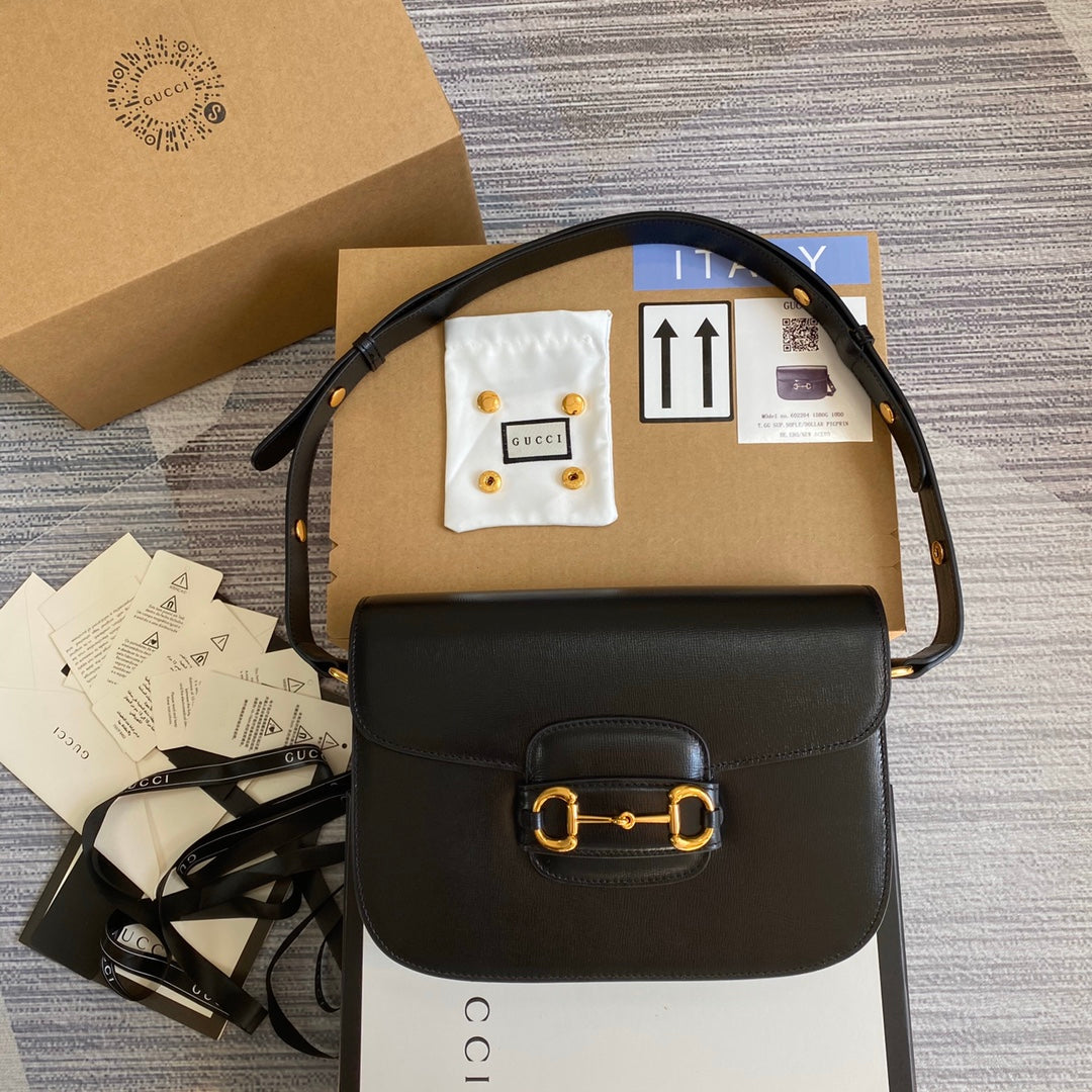 Gucci 602204 Horsebit 1955 shoulder bag Black leather