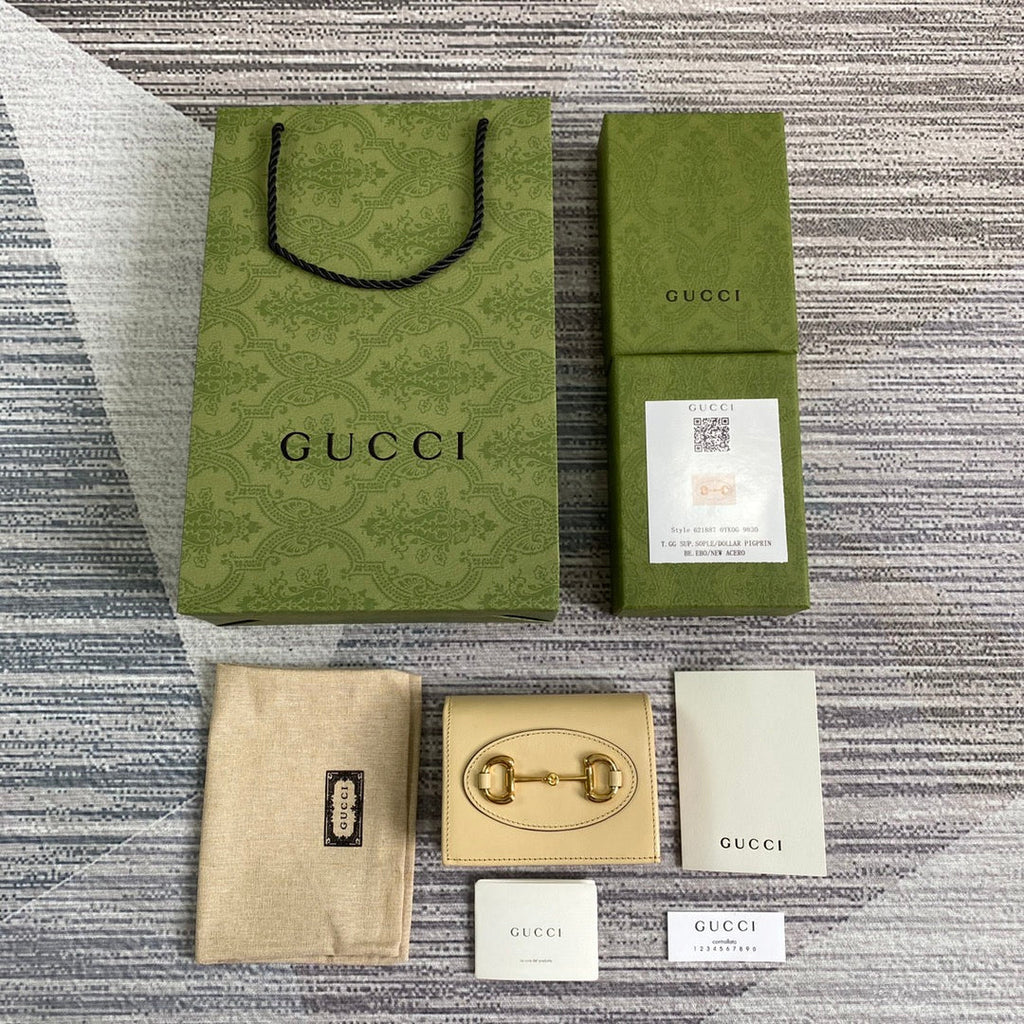 Gucci 621887 Horsebit 1955 card case wallet Beige leather