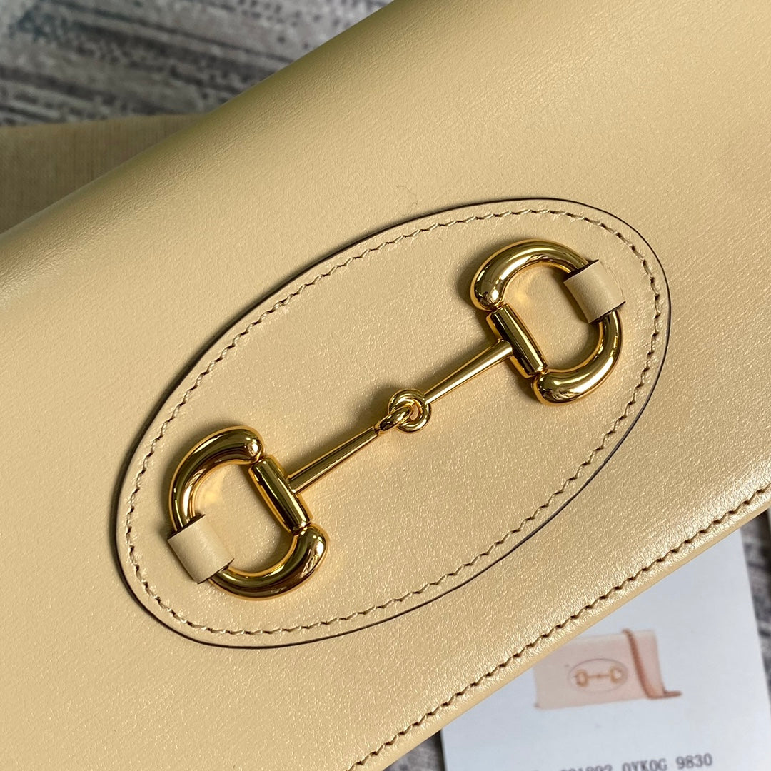 Gucci ‎621892 Horsebit 1955 wallet with chain Beige leather