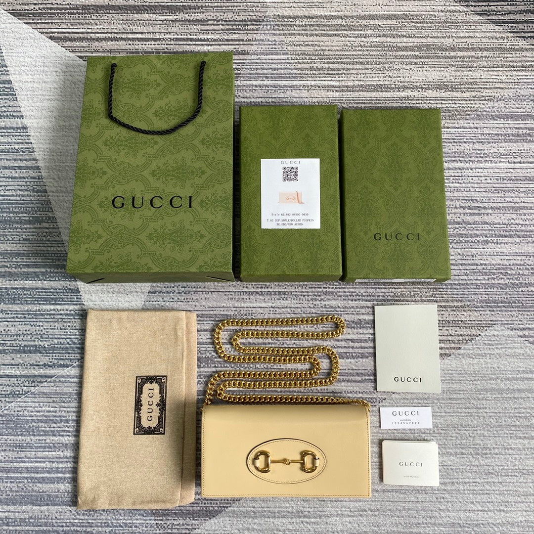 Gucci ‎621892 Horsebit 1955 wallet with chain Beige leather