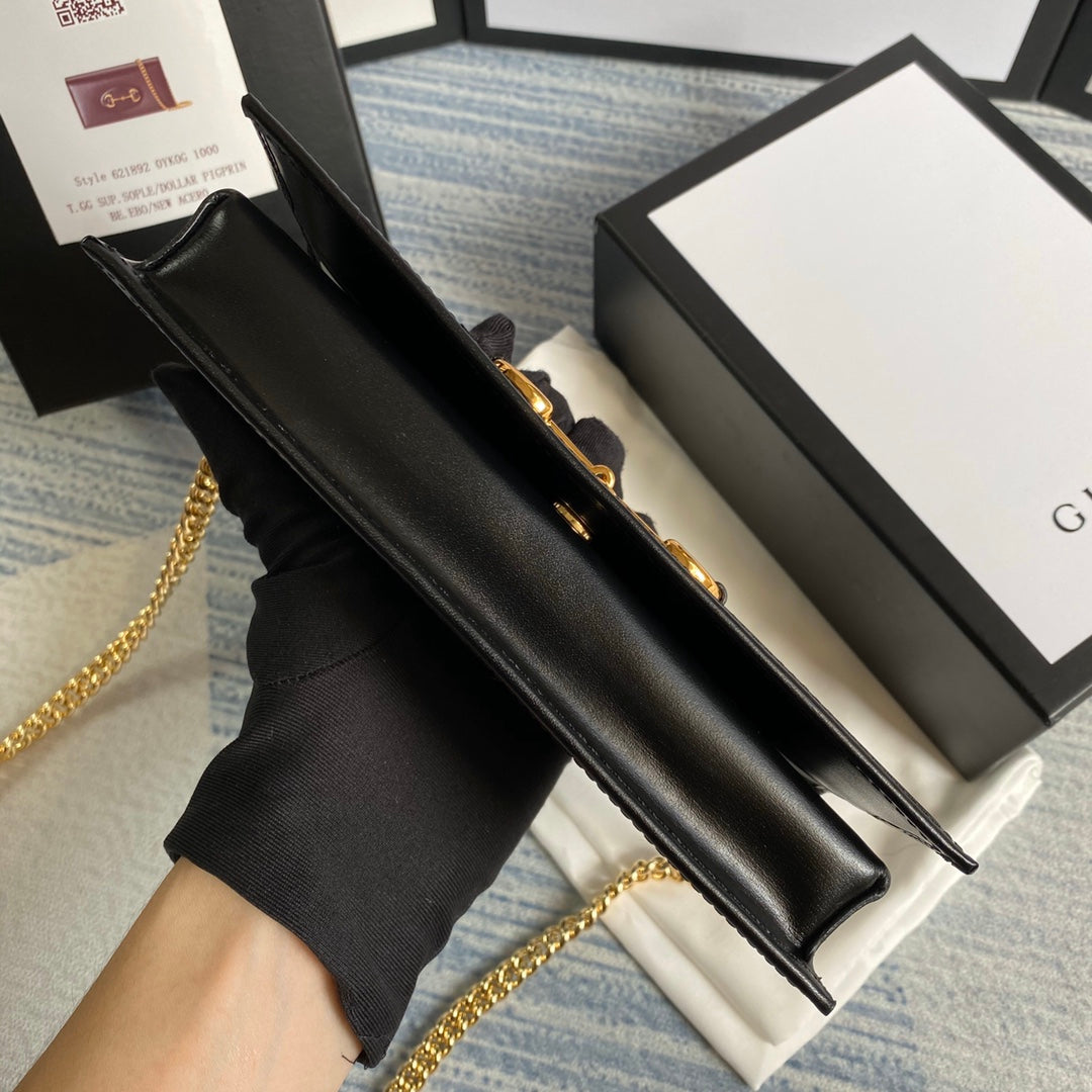 Gucci ‎621892 Horsebit 1955 wallet with chain black leather