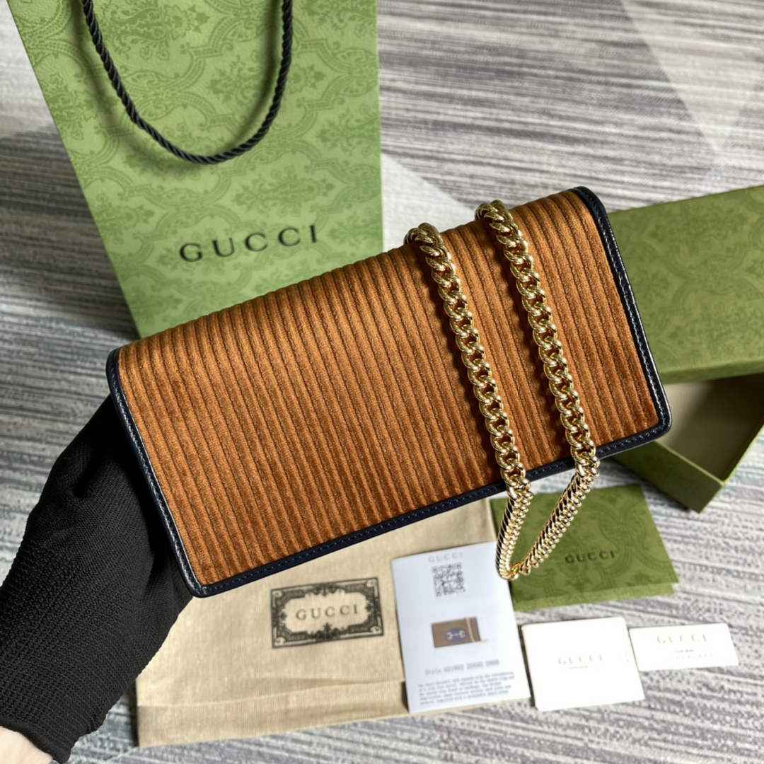 Gucci ‎621892 Horsebit 1955 wallet with chain brown