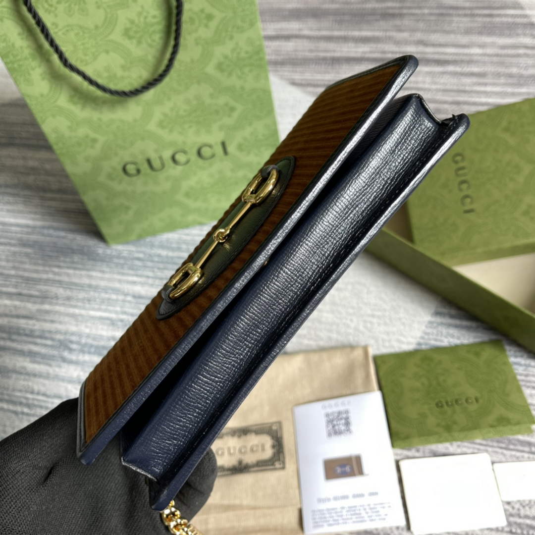 Gucci ‎621892 Horsebit 1955 wallet with chain brown