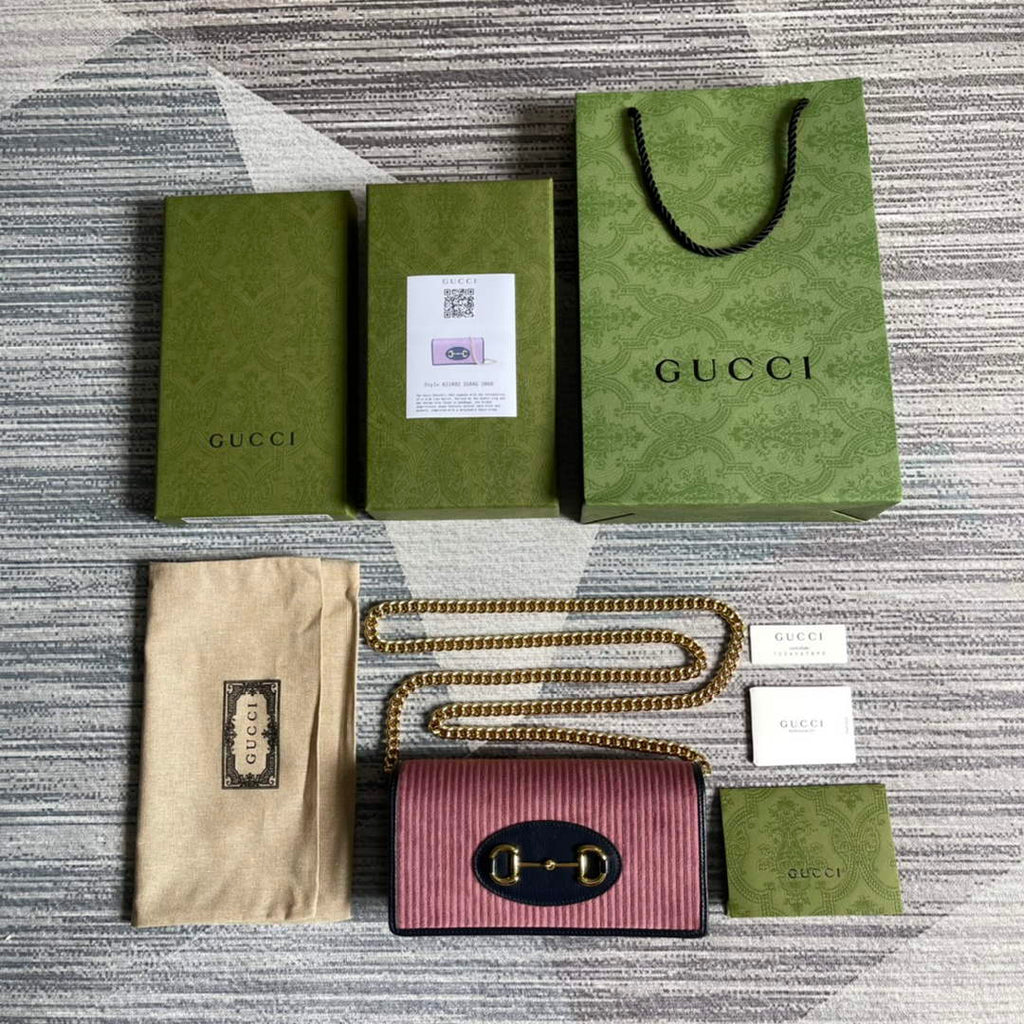 Gucci ‎621892 Horsebit 1955 wallet with chain purple