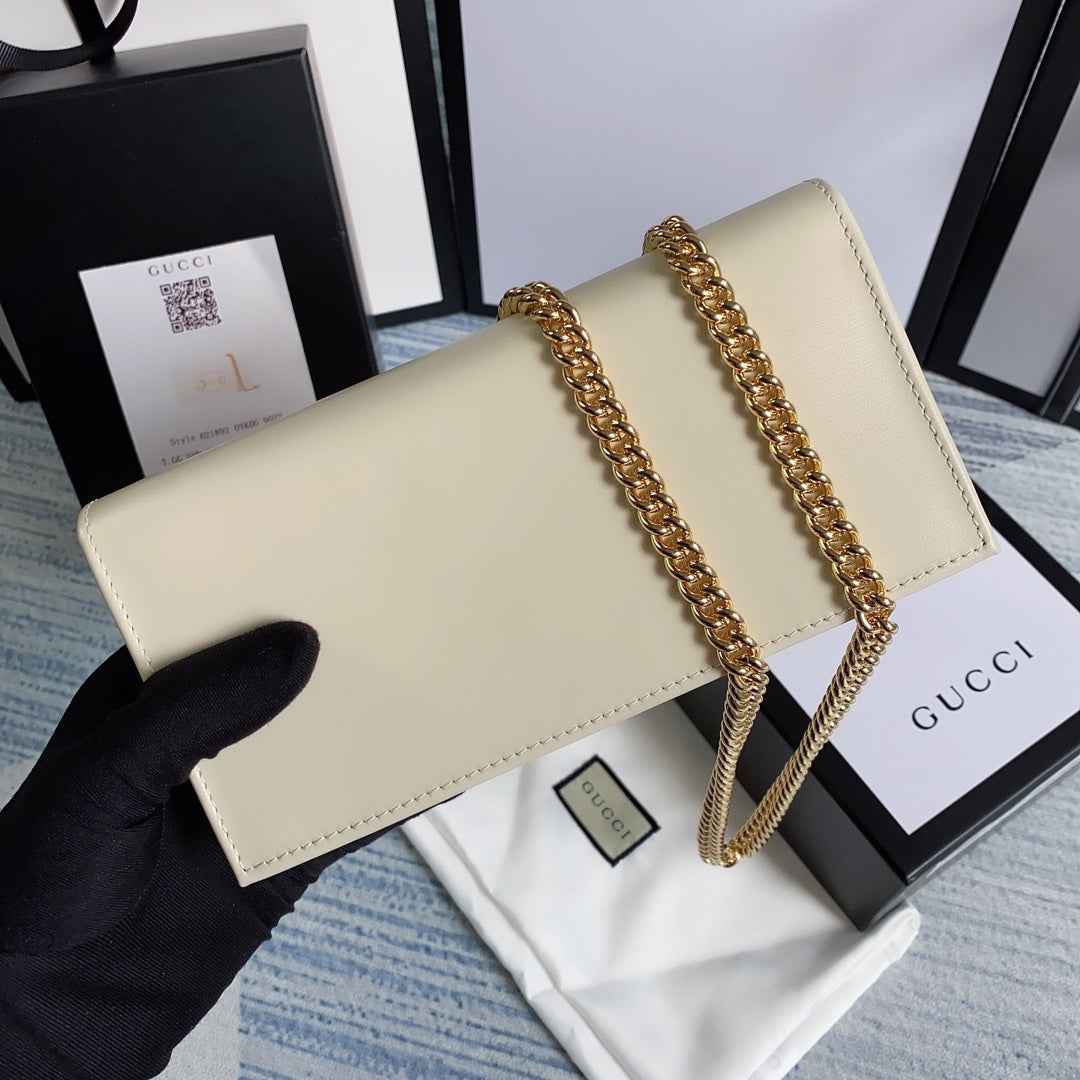 Gucci ‎621892 Horsebit 1955 wallet with chain white leather