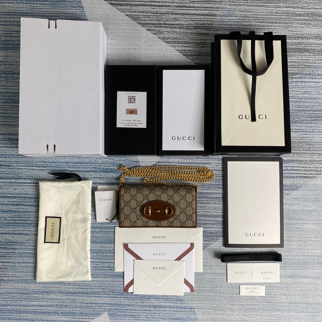 Gucci ‎621892 Horsebit 1955 wallet with chain brown GG Supreme