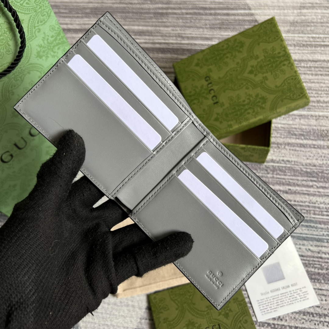 ‎Gucci ‎625559 GG embossed bi-fold wallet Gray