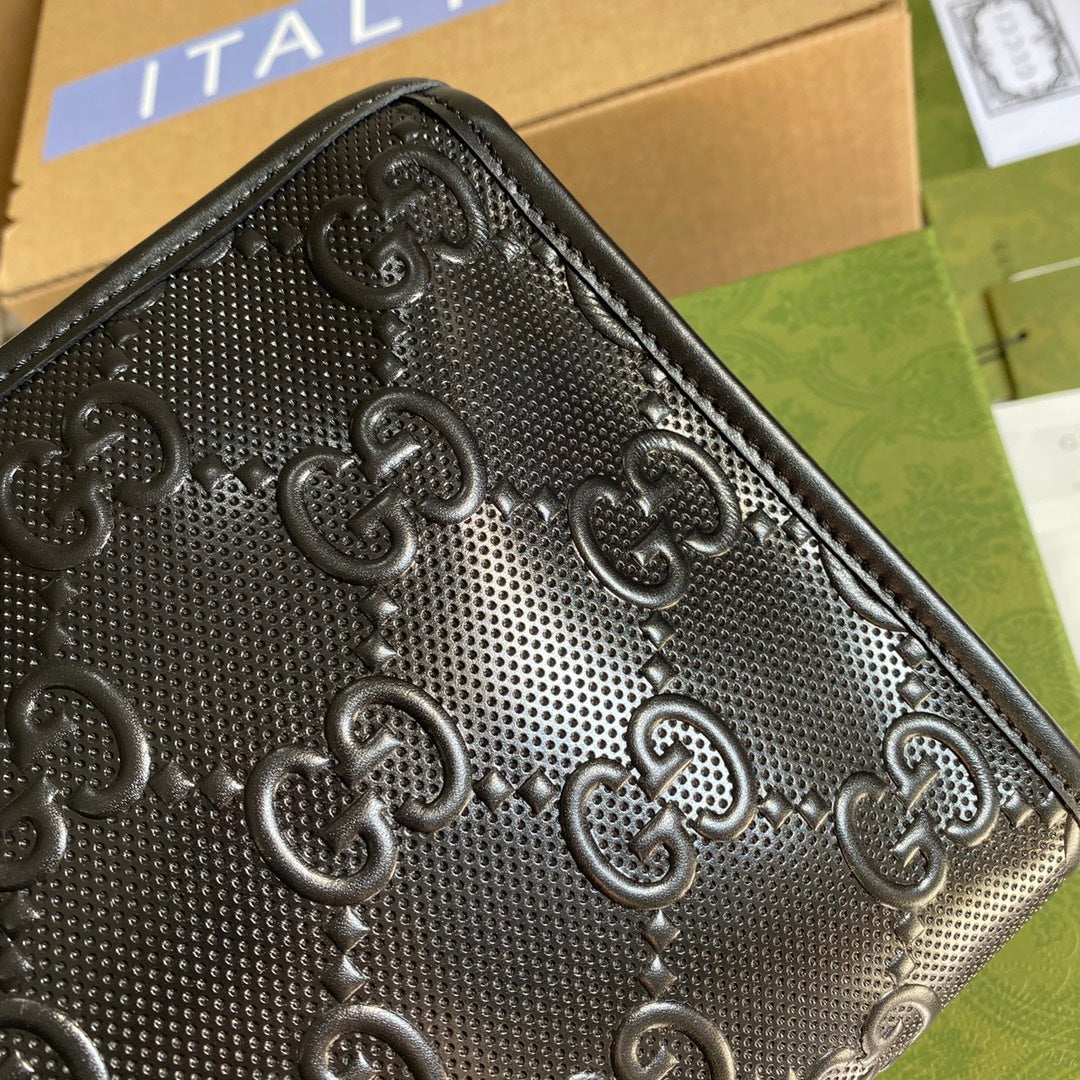 Gucci ‎625568 GG embossed cosmetic case black