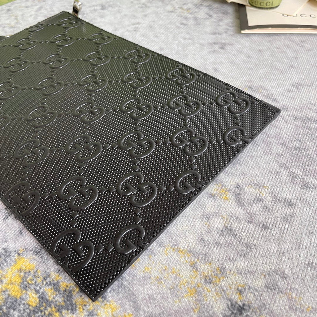 Gucci ‎‎625569 GG embossed pouch Black