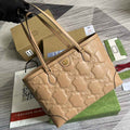 Gucci ‎631685 GG Matelassé leather medium tote beige leather