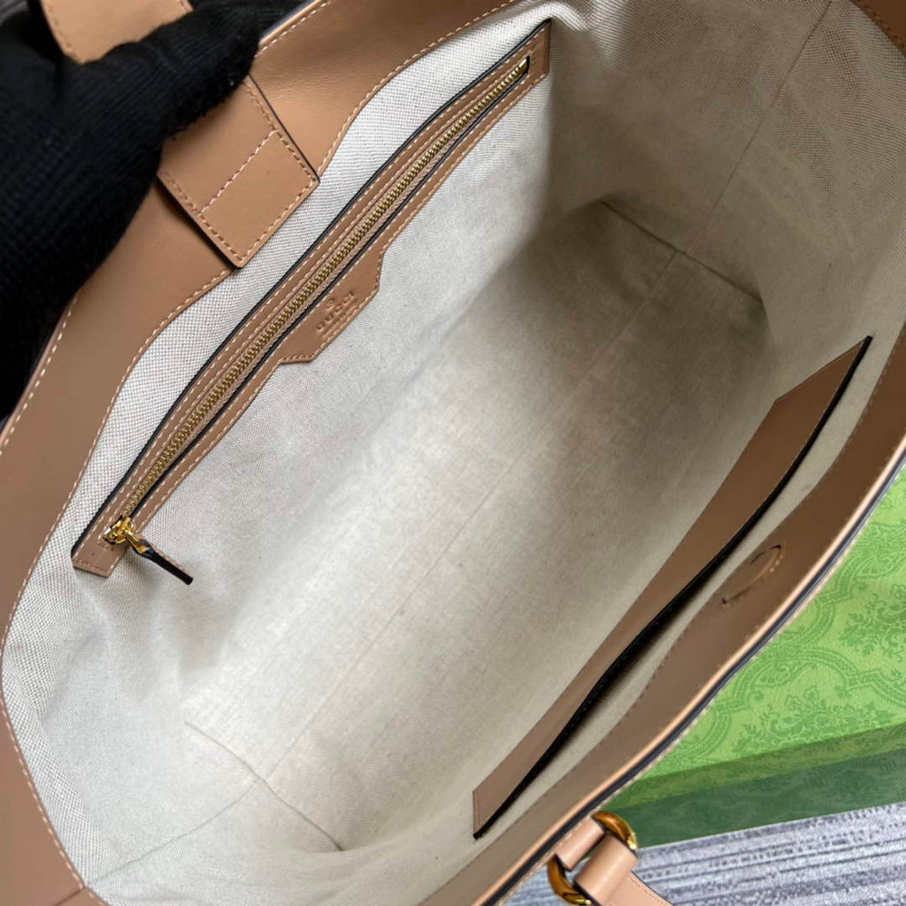Gucci ‎631685 GG Matelassé leather medium tote beige leather